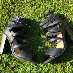 BLACK STRAPPY HEELS